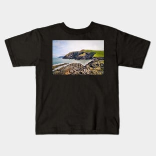 Coastal Scenery - Rocks & Ocean - Ceibwr Bay, Pembrokeshire Kids T-Shirt